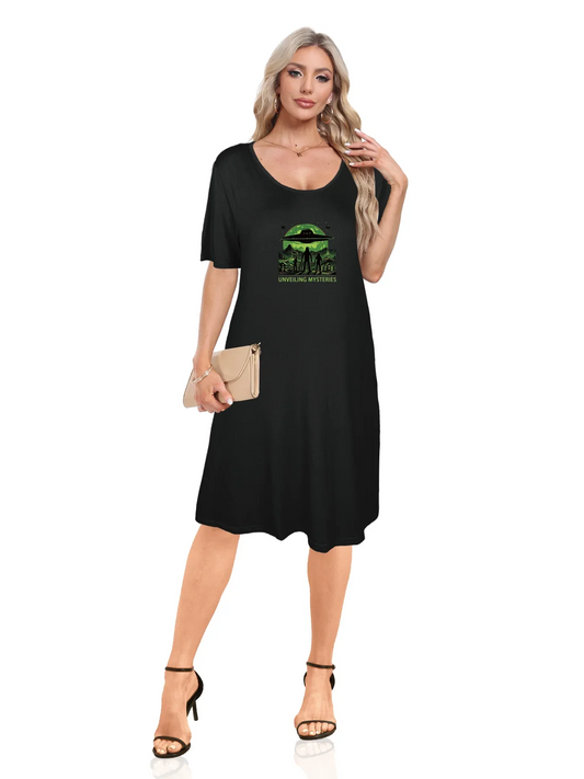 Intriguing Ufo Mysterious Figures Print Dual Pockets Dress Casual Short Sleeve Tee Dress For Spring & Summer Women's Clothing